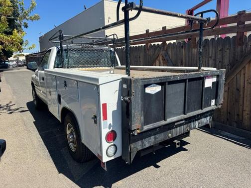 White 2001 Dodge Ram 2500 Base