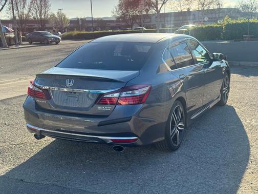 2017 Honda Accord Sport SE