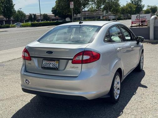 2012 Ford Fiesta SEL