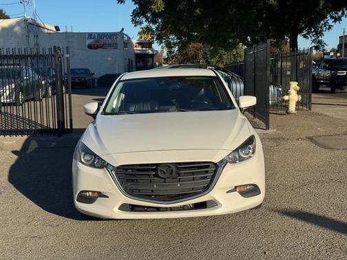 2017 Mazda Mazda3 Touring