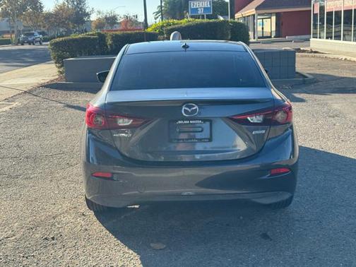 2016 Mazda Mazda3 s Grand Touring