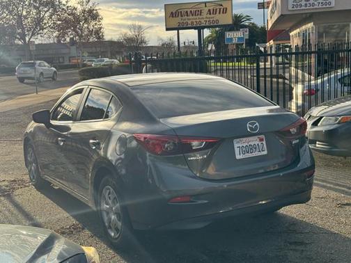 2014 Mazda Mazda3 i Sport