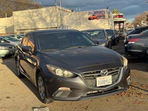 2014 Mazda Mazda3 i Sport