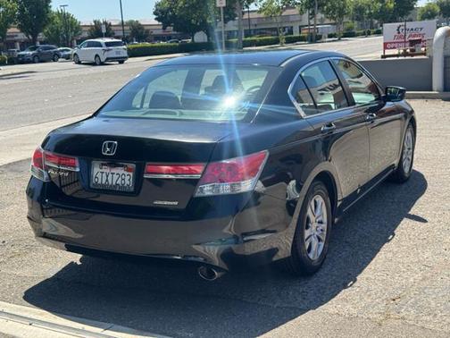 Black 2012 Honda Accord SE