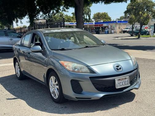 2012 Mazda Mazda3 i Touring