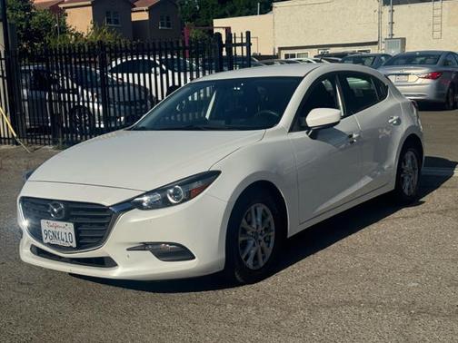 2017 Mazda Mazda3 Sport