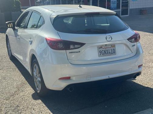 2017 Mazda Mazda3 Sport