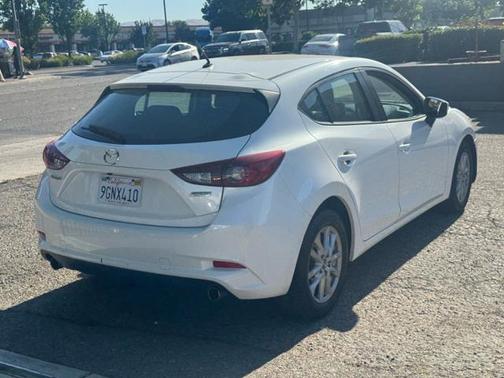 2017 Mazda Mazda3 Sport