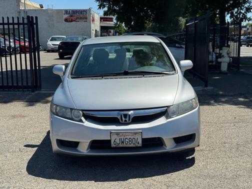 Alabaster Silver Metallic 2009 Honda Civic LX