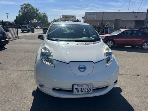 2015 Nissan Leaf SV