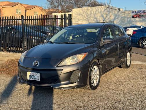 2013 Mazda Mazda3 i Grand Touring