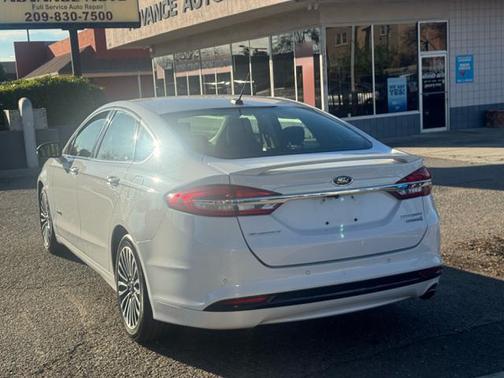 2018 Ford Fusion Hybrid Titanium