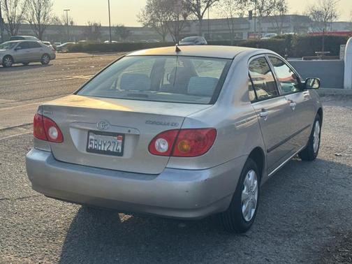2003 Toyota Corolla CE