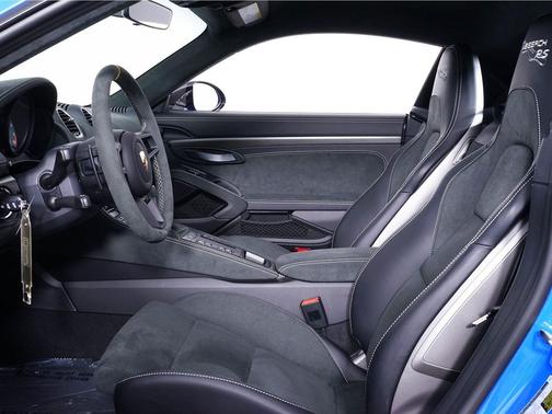 2025 Porsche 718 Cayman GT4 RS