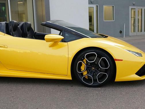 2017 Lamborghini Huracan LP610-4S