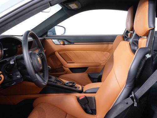 2024 Porsche 911 S/T