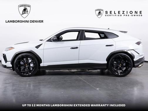 2023 Lamborghini Urus Performante