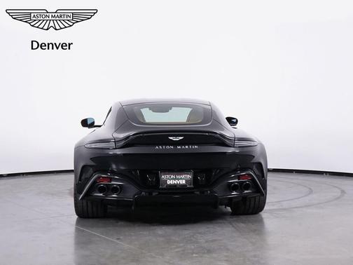 2026 Aston Martin Vantage Base
