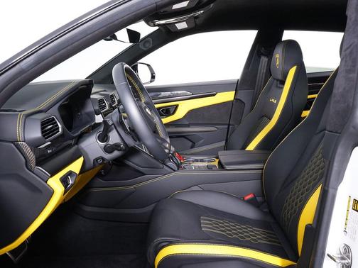 2024 Lamborghini Urus S