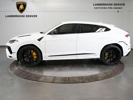 2024 Lamborghini Urus S