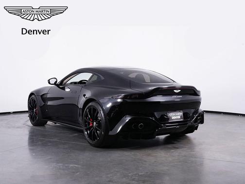 2019 Aston Martin Vantage Base
