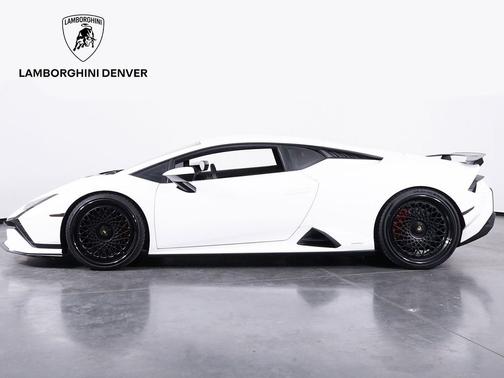 2024 Lamborghini Huracan Tecnica Base
