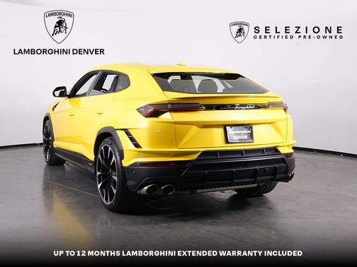 2023 Lamborghini Urus S