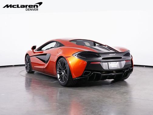2017 McLaren 570S Base