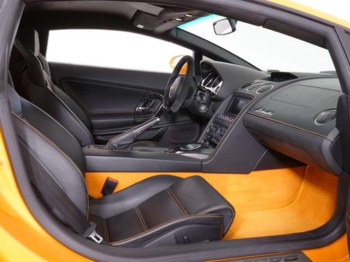 Orange 2007 Lamborghini Gallardo