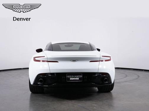 2018 Aston Martin DB11 Base