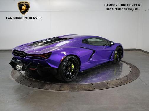 2024 Lamborghini Revuelto Base