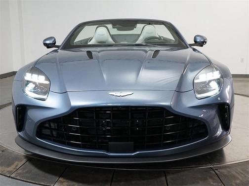 2026 Aston Martin Vantage Base