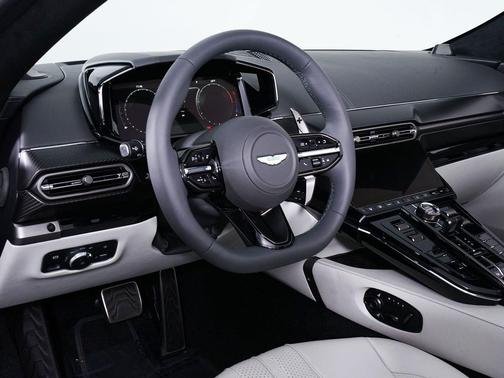 2026 Aston Martin Vantage Base