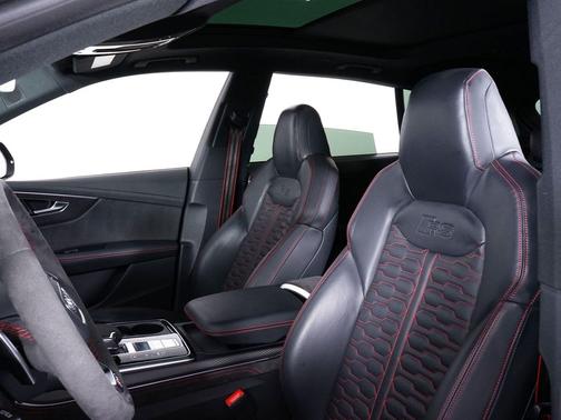 2023 Audi RS Q8 4.0T