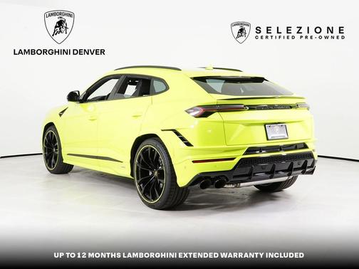 Verde Scandal Metallic 2024 Lamborghini Urus S