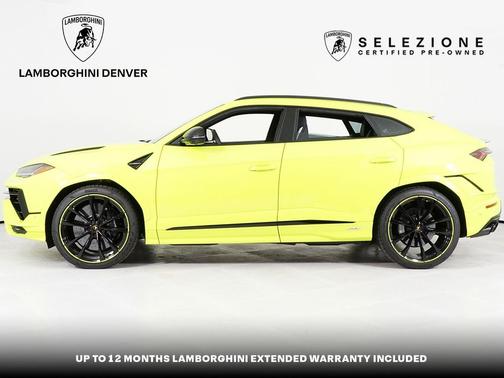 Verde Scandal Metallic 2024 Lamborghini Urus S