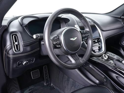 2023 Aston Martin DBX 707