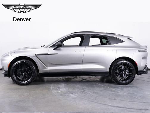 2025 Aston Martin DBX 707