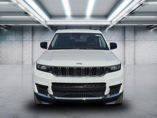 2022 Jeep Grand Cherokee L Laredo