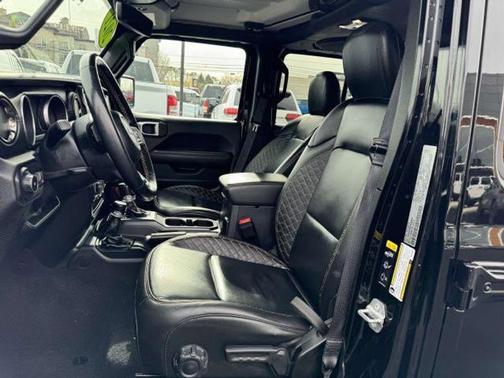 2021 Jeep Wrangler Unlimited Sahara Altitude