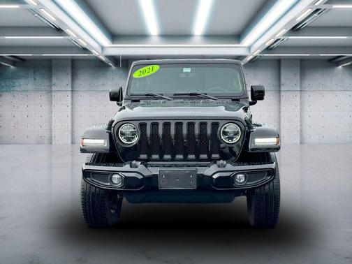 2021 Jeep Wrangler Unlimited Sahara Altitude