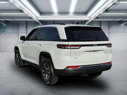 2022 Jeep Grand Cherokee 4xe Base