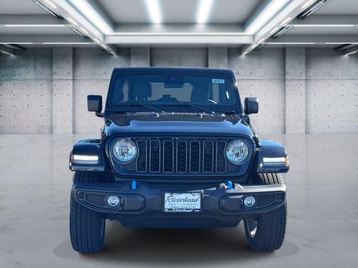 2024 Jeep Wrangler 4xe Sport