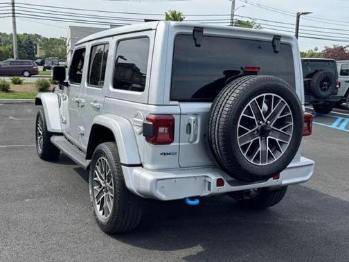 2022 Jeep Wrangler Unlimited 4xe Sahara
