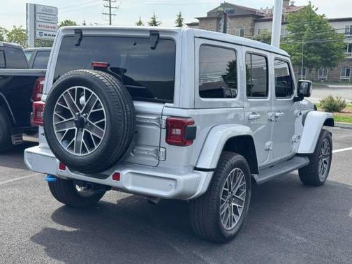 2022 Jeep Wrangler Unlimited 4xe Sahara