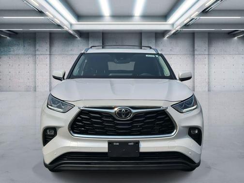2025 Toyota Highlander Limited