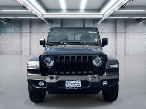 Black Clearcoat 2022 Jeep Wrangler Unlimited Sport