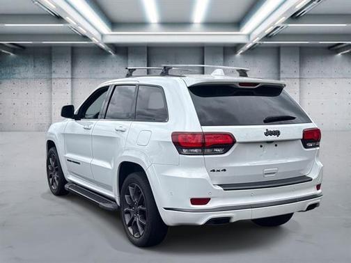 2020 Jeep Grand Cherokee Overland