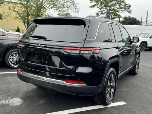 2023 Jeep Grand Cherokee 4xe Base