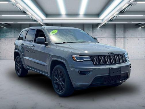 2022 Jeep Grand Cherokee WK Laredo